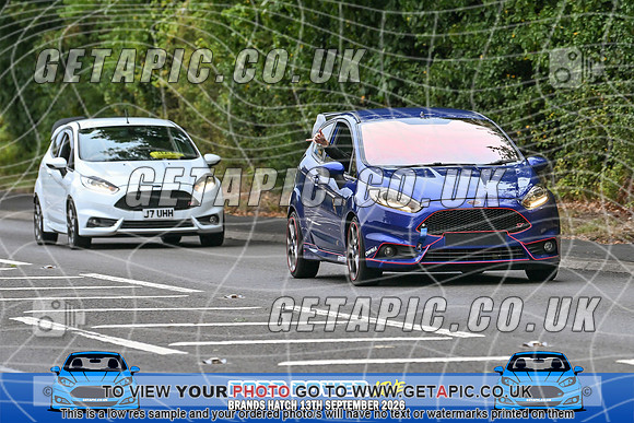 KS2609-0099_LOGO_ON_PHOTO