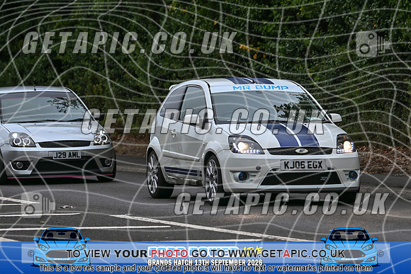 KS2609-0041_LOGO_ON_PHOTO