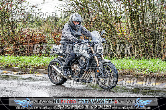 TW2609-1706_LOGO_ON_PHOTO