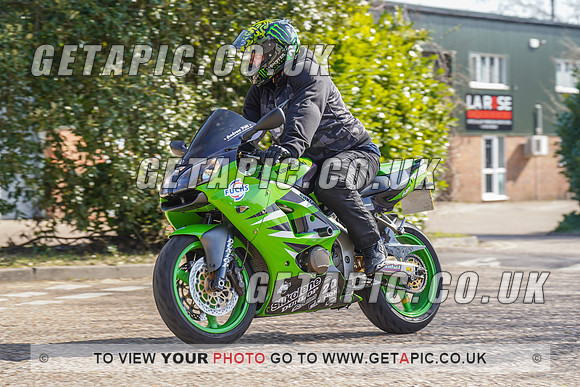 RS2203_6043