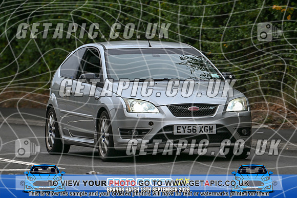 KS2609-0187_LOGO_ON_PHOTO