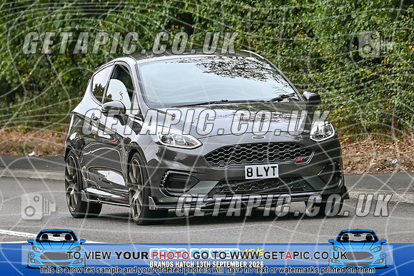 KS2609-0885_LOGO_ON_PHOTO