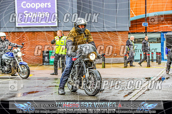 TW2609-1218_LOGO_ON_PHOTO