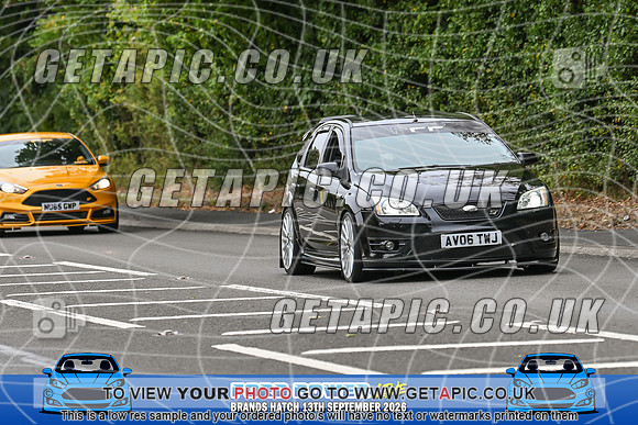 KS2609-1074_LOGO_ON_PHOTO