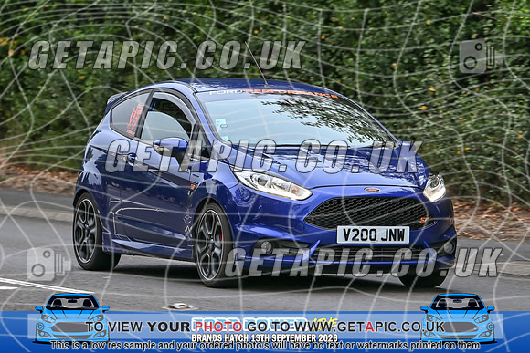 KS2609-0151_LOGO_ON_PHOTO