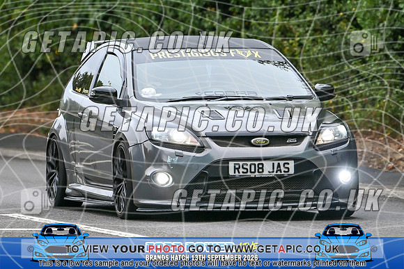 KS2609-0014_LOGO_ON_PHOTO