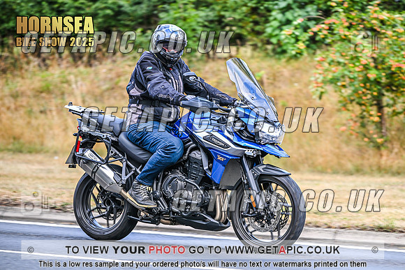 SJ2508-0957-C_LOGO_ON_PHOTO
