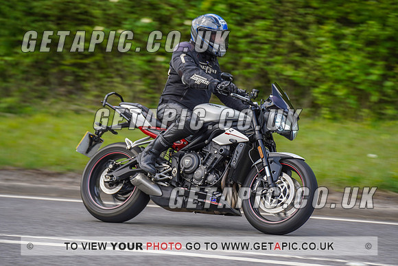 RS2204_12104