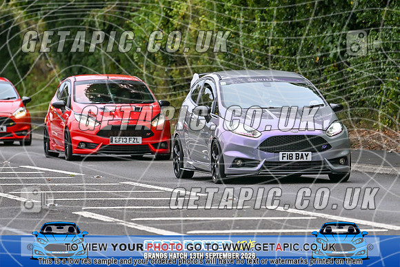 KS2609-0020_LOGO_ON_PHOTO