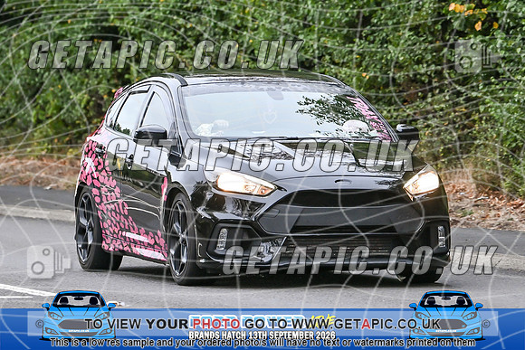 KS2609-0549_LOGO_ON_PHOTO