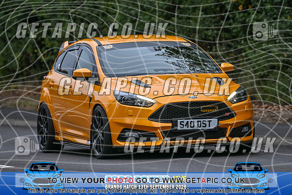 KS2609-0267_LOGO_ON_PHOTO