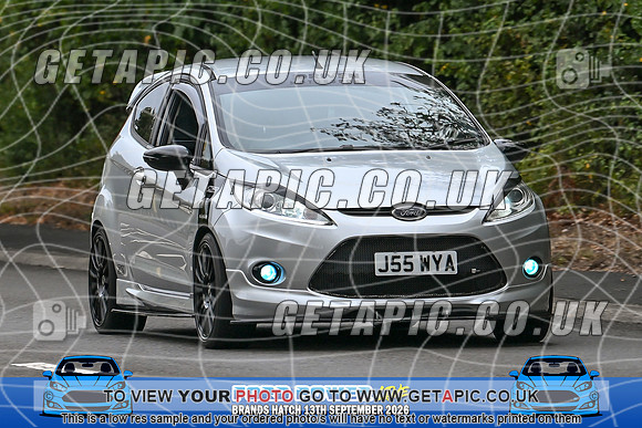 KS2609-0091_LOGO_ON_PHOTO