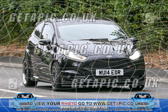 KS2609-0563_LOGO_ON_PHOTO