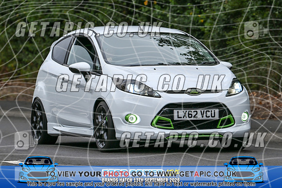 KS2609-0293_LOGO_ON_PHOTO