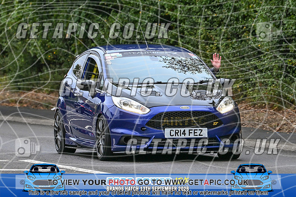 KS2609-0068_LOGO_ON_PHOTO