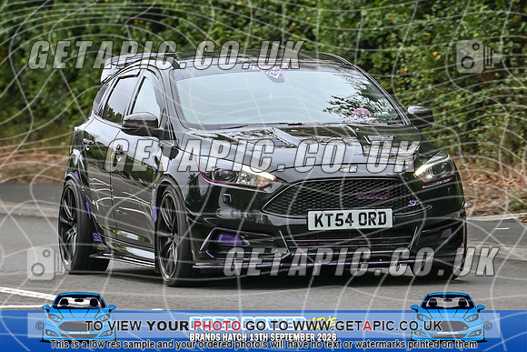 KS2609-2116_LOGO_ON_PHOTO