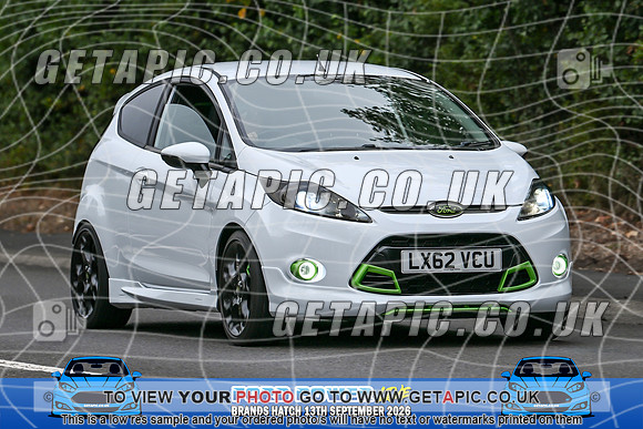 KS2609-0294_LOGO_ON_PHOTO