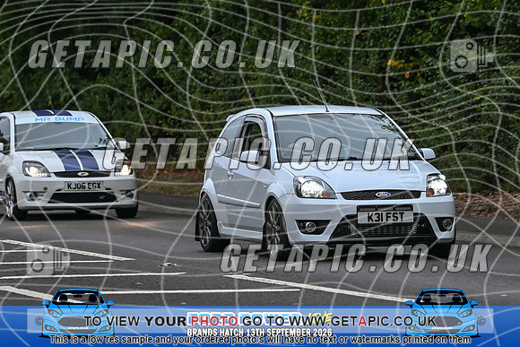 KS2609-0035_LOGO_ON_PHOTO