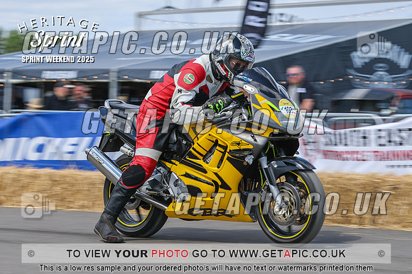 GP2508-4266-C_LOGO_ON_PHOTO