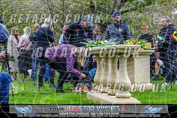 TW2609-2388_LOGO_ON_PHOTO