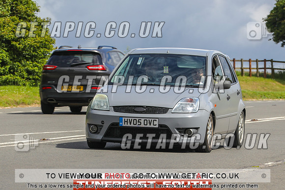 GP2406-9491-C_LOGO_ON_PHOTO