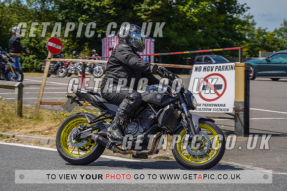 RS2207_9918