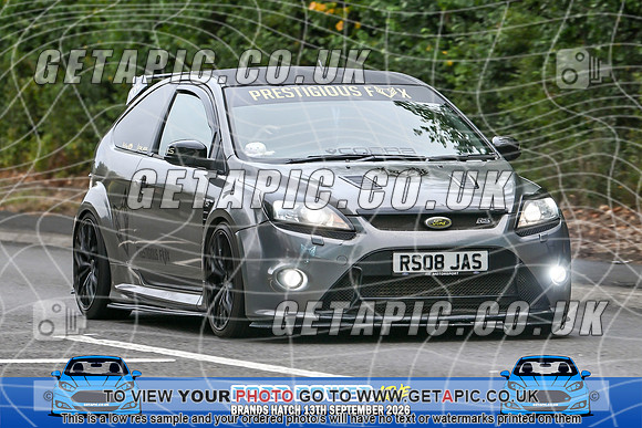 KS2609-0018_LOGO_ON_PHOTO