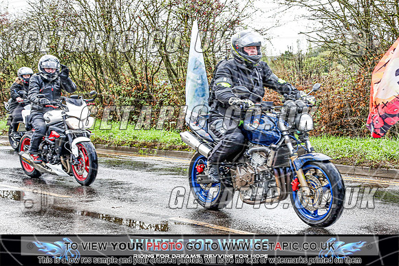 TW2609-1696_LOGO_ON_PHOTO