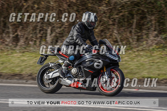 RS2202_2572