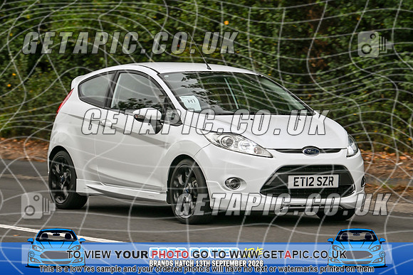 KS2609-0651_LOGO_ON_PHOTO