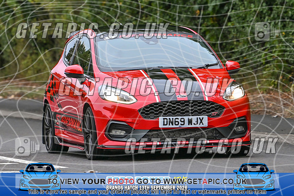 KS2609-0311_LOGO_ON_PHOTO