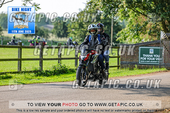 PR2506-02569_LOGO_ON_PHOTO