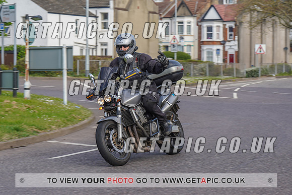 RS2204_3022