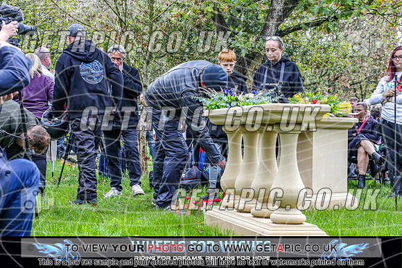 TW2609-2391_LOGO_ON_PHOTO