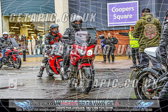 TW2609-1228_LOGO_ON_PHOTO
