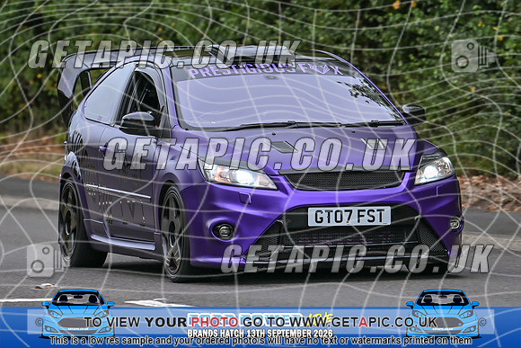 KS2609-0634_LOGO_ON_PHOTO