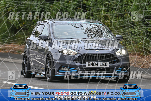 KS2609-0518_LOGO_ON_PHOTO