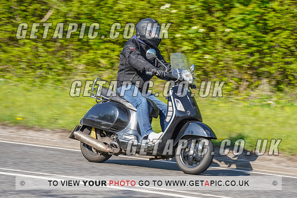 RS2204_11076
