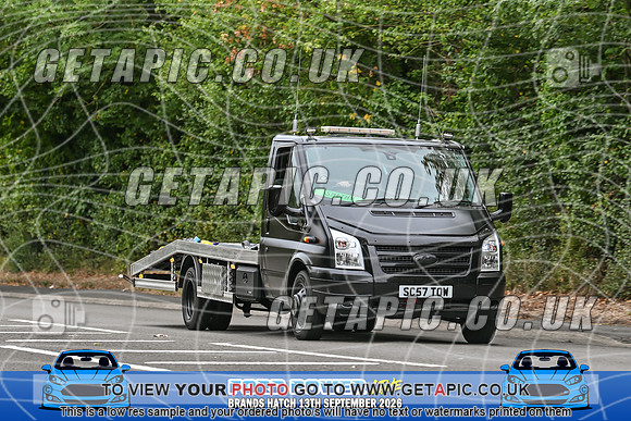 KS2609-1470_LOGO_ON_PHOTO