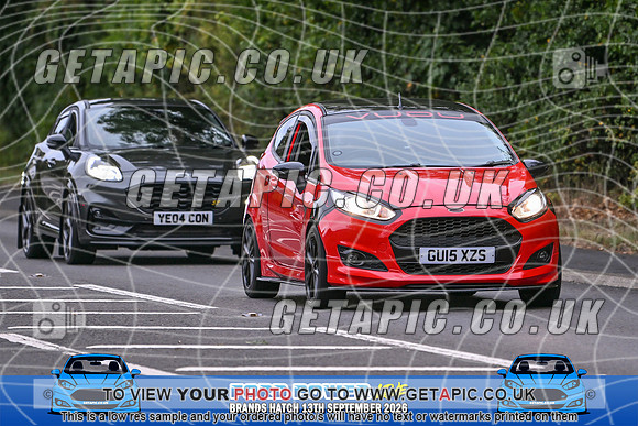 KS2609-0527_LOGO_ON_PHOTO