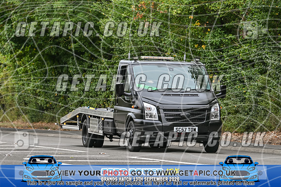 KS2609-1468_LOGO_ON_PHOTO