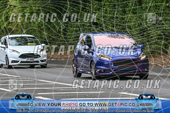 KS2609-0102_LOGO_ON_PHOTO