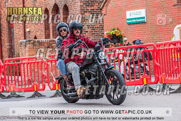 TW2508-4137_LOGO_ON_PHOTO