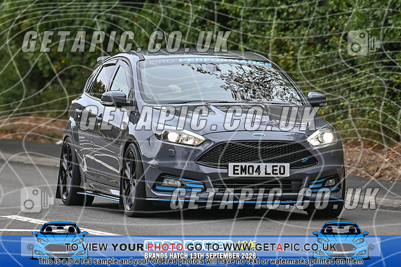 KS2609-0518_LOGO_ON_PHOTO