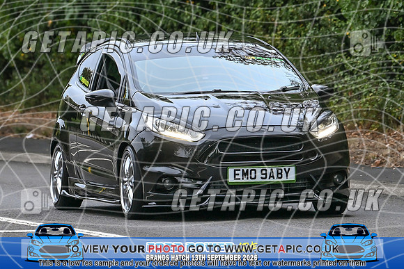 KS2609-0084_LOGO_ON_PHOTO