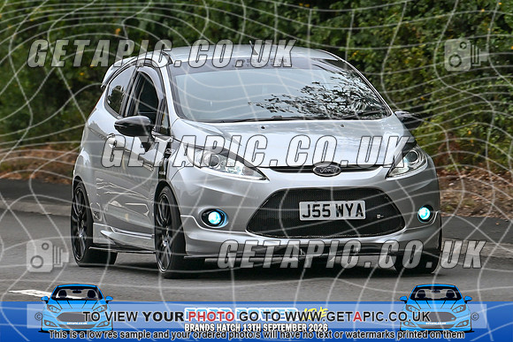 KS2609-0091_LOGO_ON_PHOTO