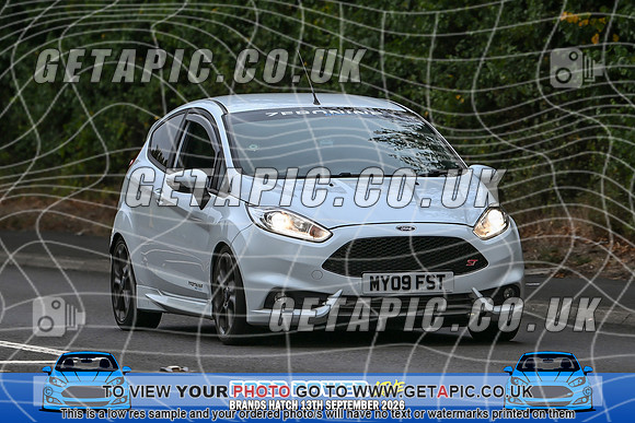 KS2609-0081_LOGO_ON_PHOTO