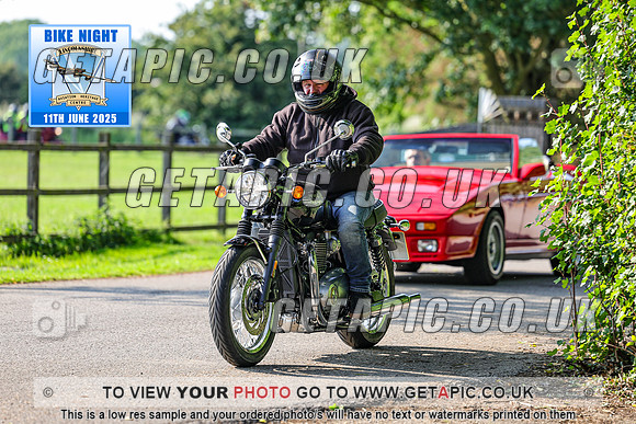 PR2506-02582_LOGO_ON_PHOTO