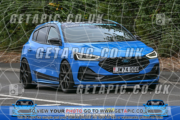 KS2609-0687_LOGO_ON_PHOTO