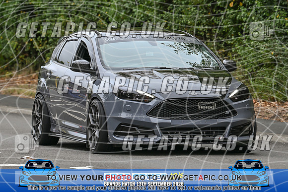 KS2609-1447_LOGO_ON_PHOTO